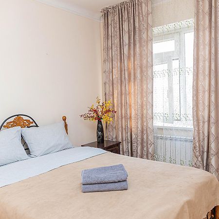 Reliablehouse Квартира В Самом Центре Города Apartman Almati Kültér fotó